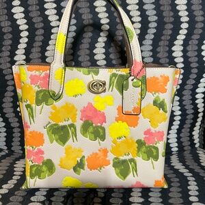 Medium multicolored floral Coach bag